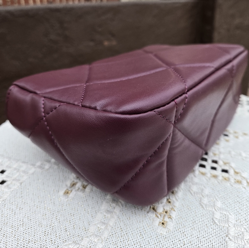 Badgley Mischka Elegant Plum Diamond Quilted Bag - Picture 7 of 11